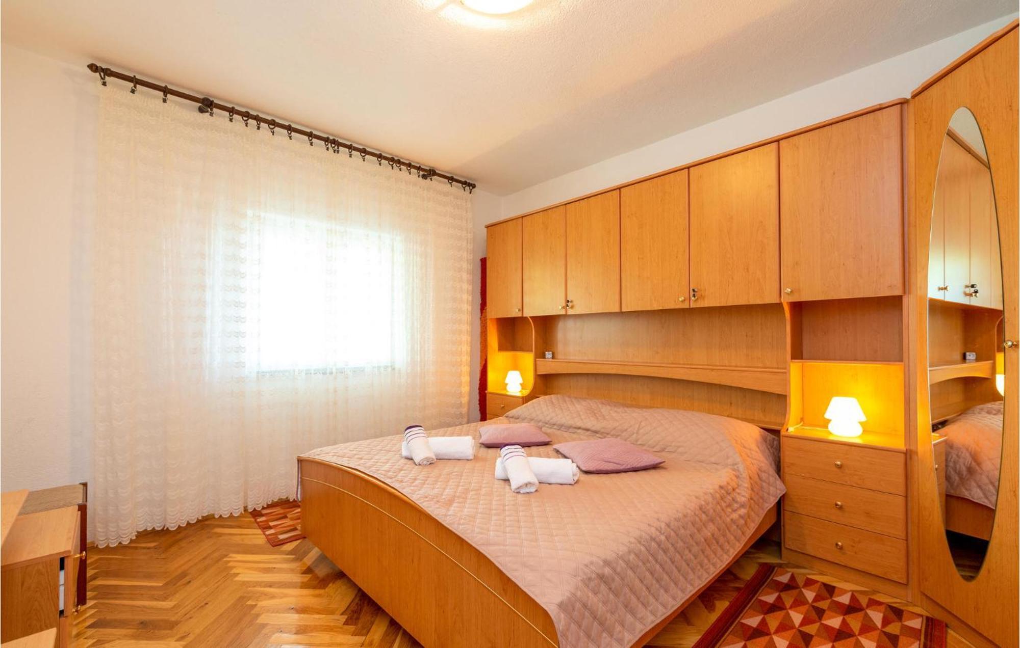 Lovely Apartment In Rovanjska With House Sea View מראה חיצוני תמונה