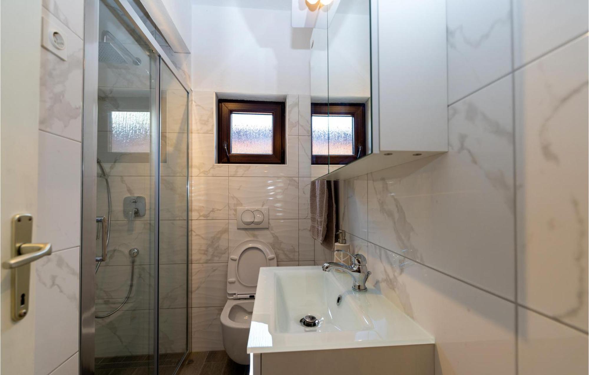 Lovely Apartment In Rovanjska With House Sea View מראה חיצוני תמונה