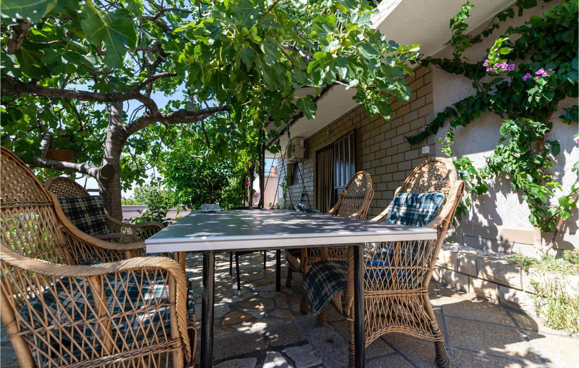 Lovely Apartment In Rovanjska With House Sea View מראה חיצוני תמונה